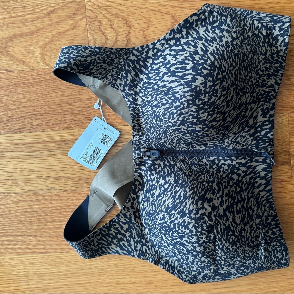 Lululemon Enlite Bra Zip front 34-D NEW WITH TAGS